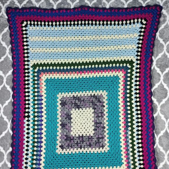 Handmade Crochet Granny Square Blanket 32x51 Throw Lap Afghan Soft Cozy Gift - Picture 3 of 7